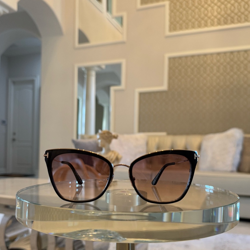 🌟 SOLD 🌟 NWT Tom Ford Sunglasses